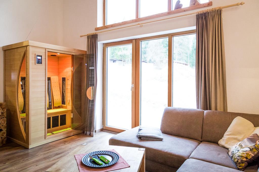 Zugspitzchalets Biberwier Szoba fotó