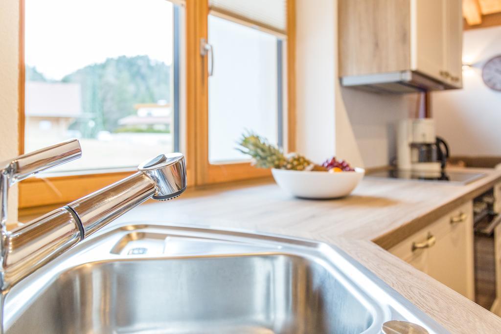 Zugspitzchalets Biberwier Szoba fotó